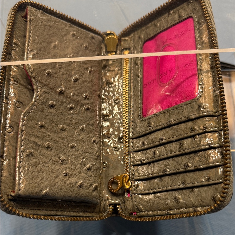 Marc Jacobs gray Wallet gently loved - Picture 3 of 4